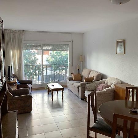 Appartement Apartamento Cambrilsfornia Extérieur photo