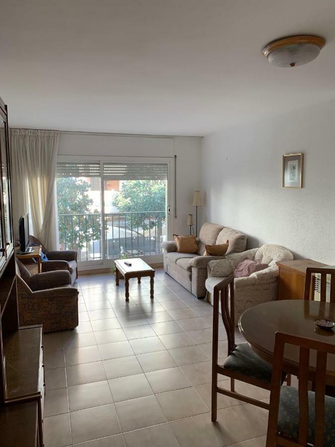 Appartement Apartamento Cambrilsfornia Extérieur photo