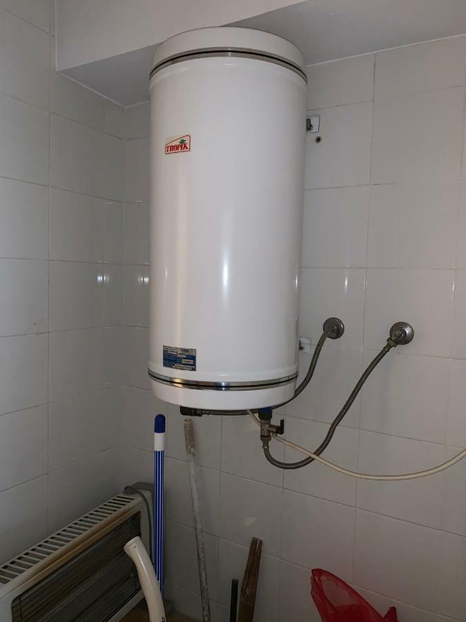 Appartement Apartamento Cambrilsfornia Extérieur photo