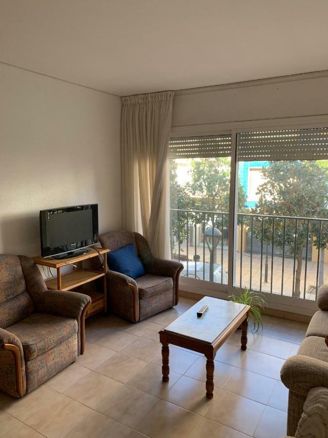Appartement Apartamento Cambrilsfornia Extérieur photo